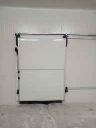 Walk-In Freezer Door in San Jose