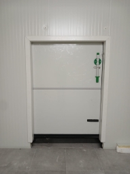 Walk-In Freezer Door in San Jose