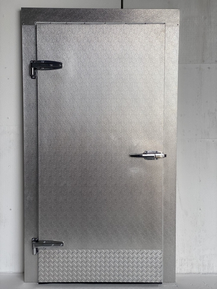 Steel Swing Doors for Clean Operations